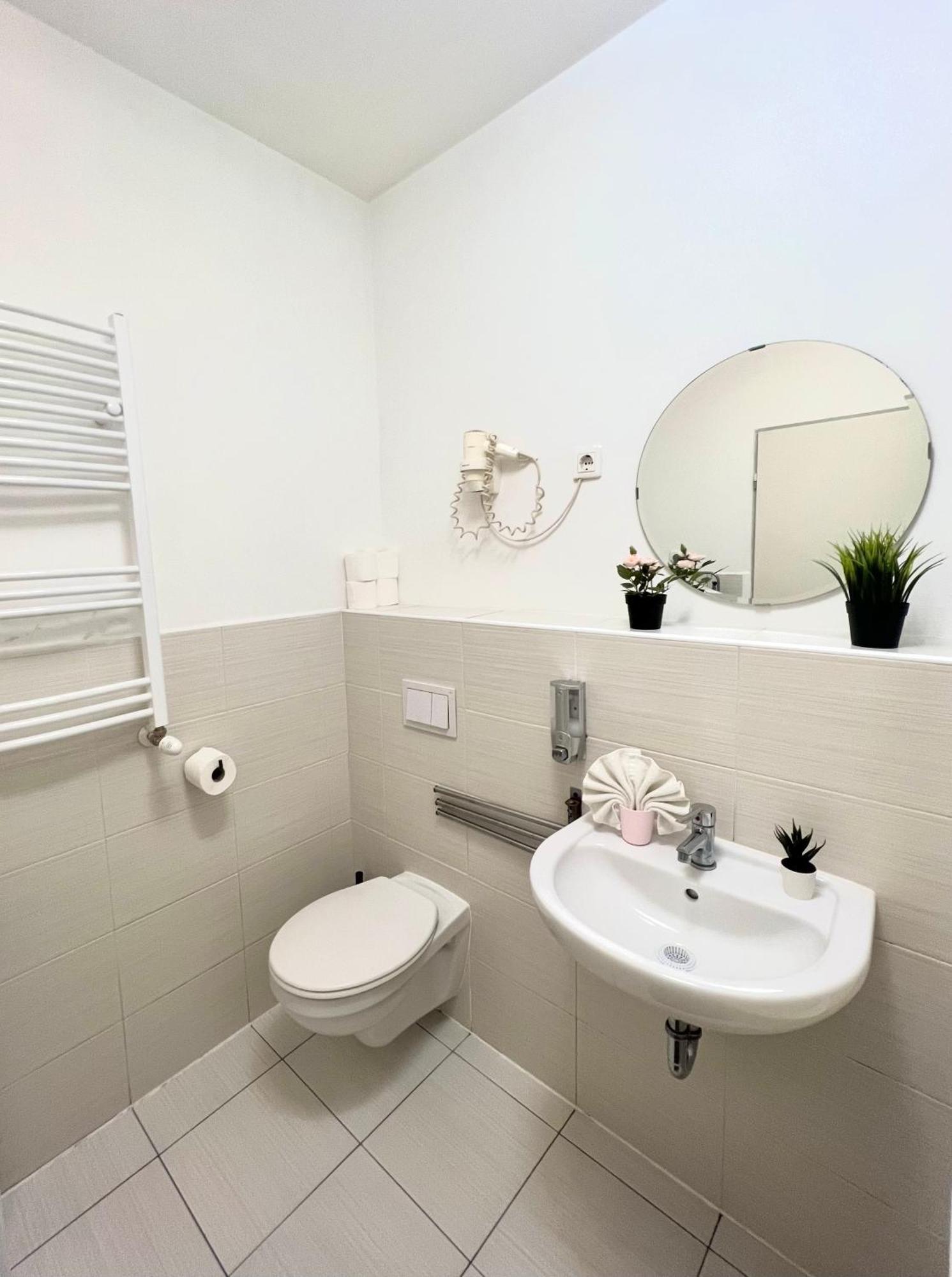 Mono Residence With Free Parking 布达佩斯 外观 照片