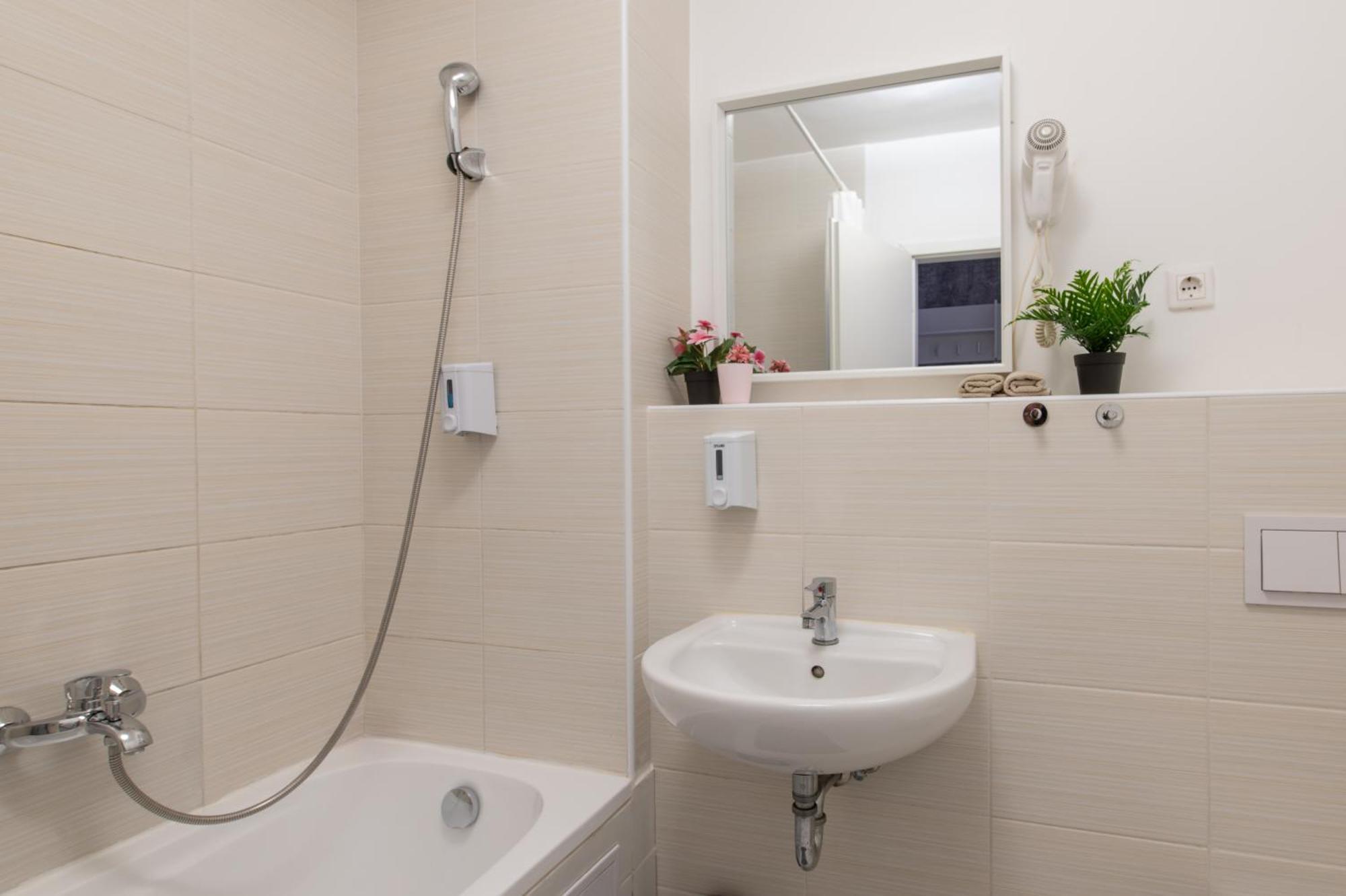 Mono Residence With Free Parking 布达佩斯 外观 照片